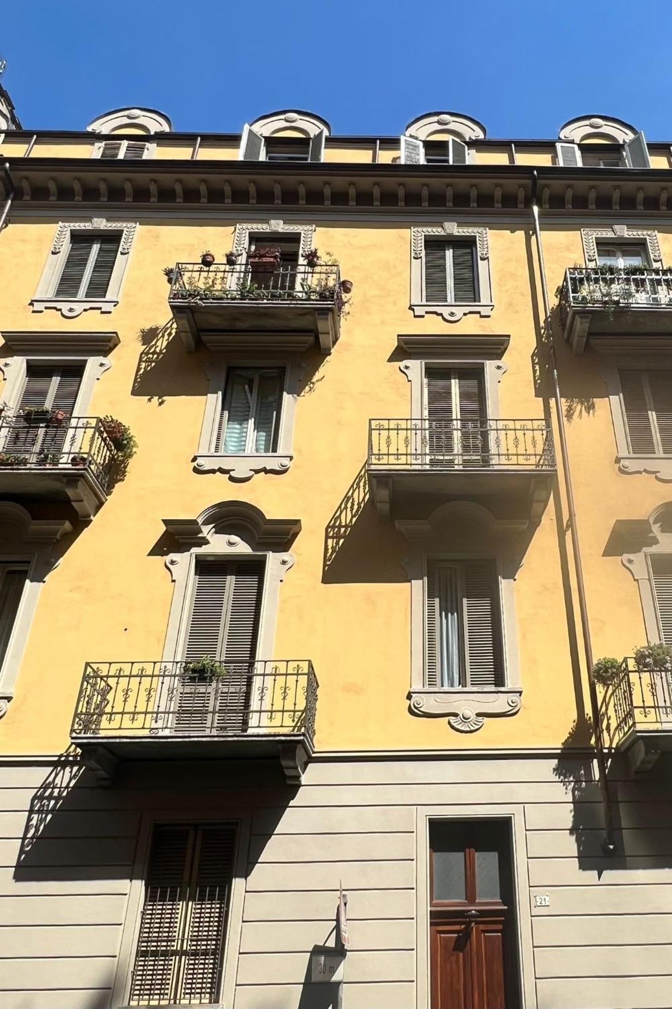 Appartamento Su Cortile Magico Turin Ngoại thất bức ảnh